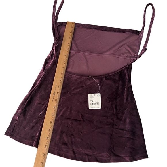 Free People Intimately Fig Jam All Night Velvet Tunic Women's Size XS NWT - Picture 7 of 12
